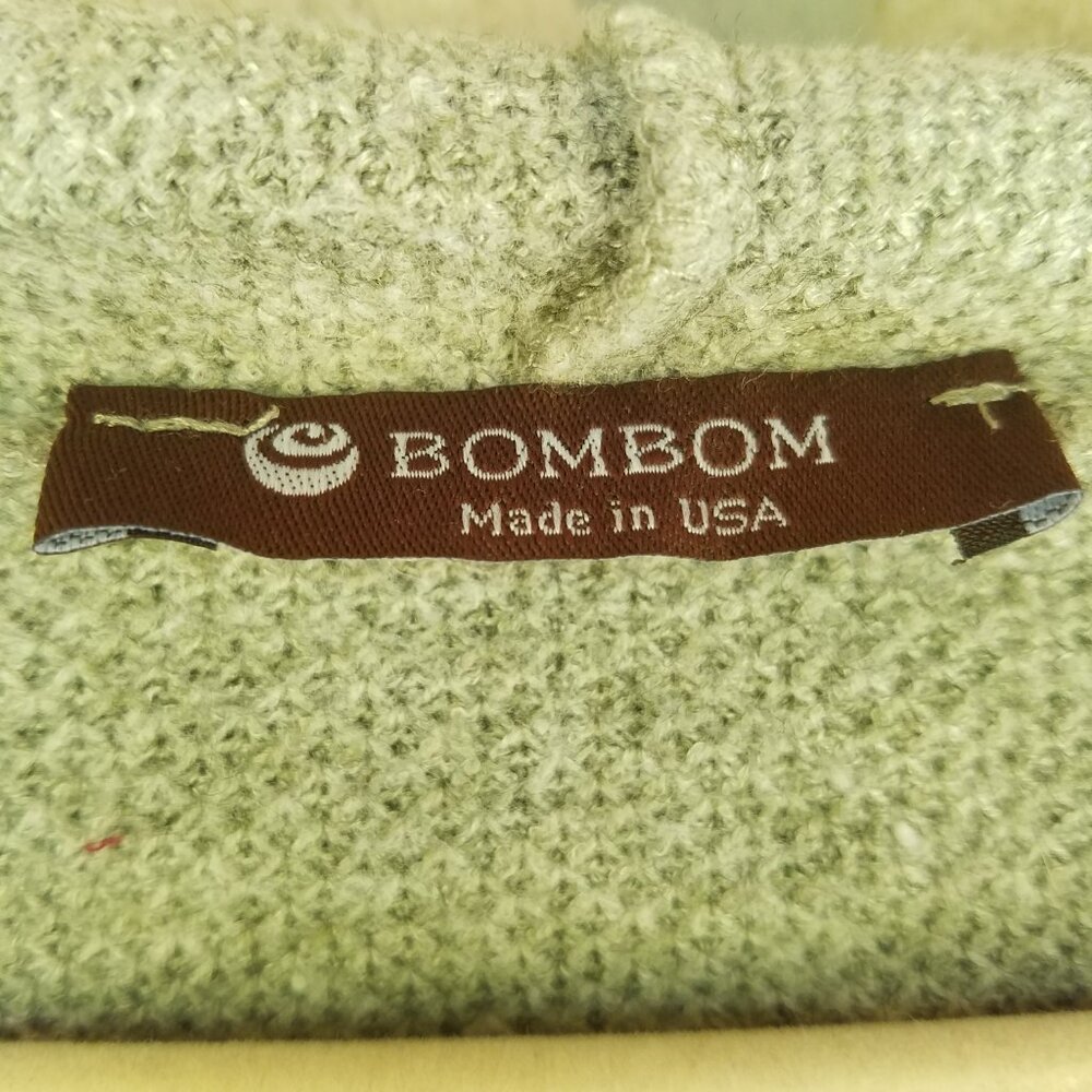 BOMBOM Green Women's Knit Women's Hoodie | Sweater Weather | Fall Essential - Picture 6 of 6